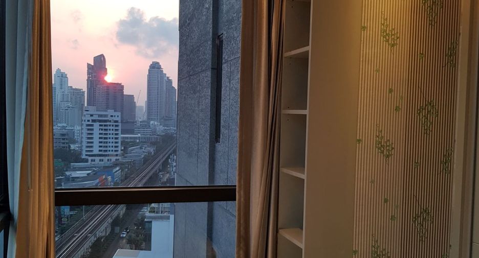 For rent and for sale 2 bedrooms condo in Khlong Toei, Bangkok