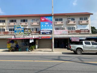 For sale retail Space in Sai Noi, Nonthaburi