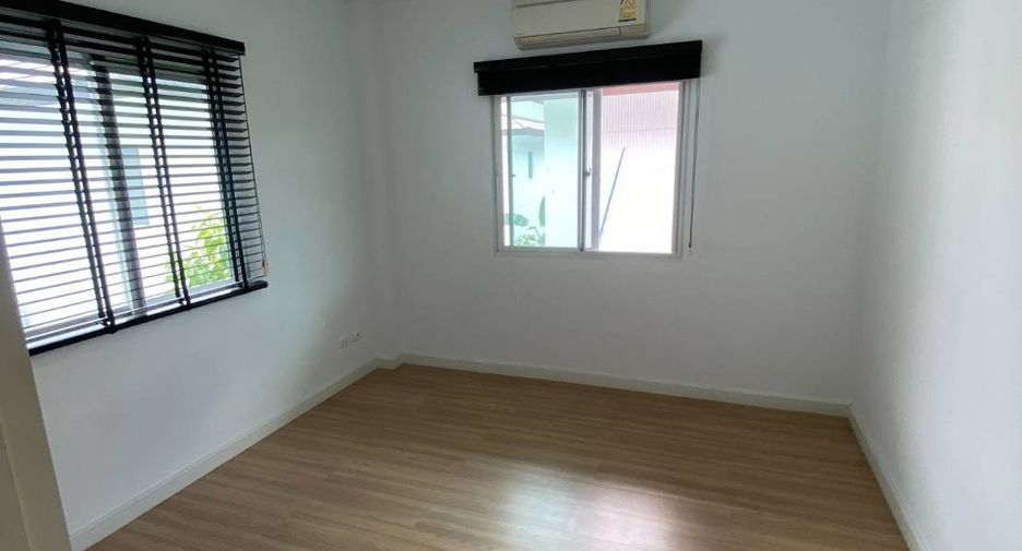 For sale 3 bedrooms house in Prawet, Bangkok