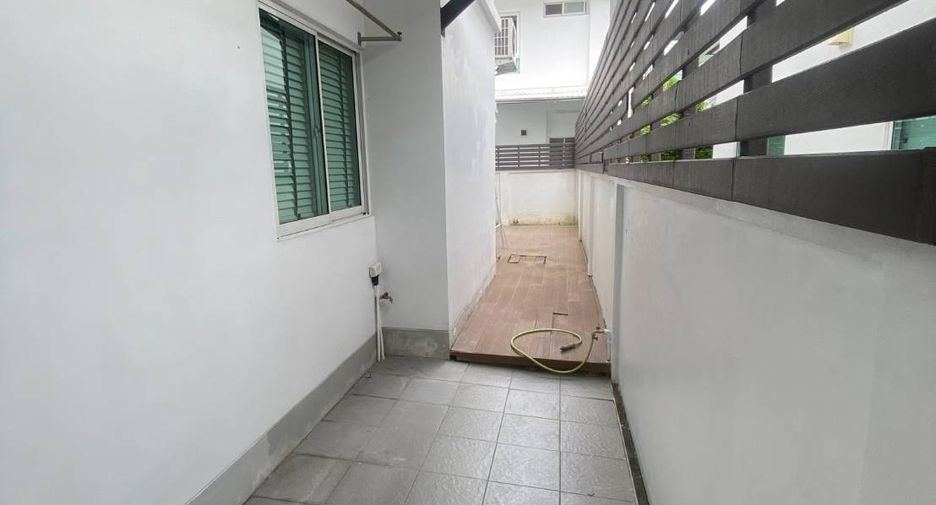 For sale 3 bedrooms house in Prawet, Bangkok