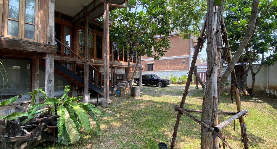 For sale 3 bedrooms house in San Kamphaeng, Chiang Mai