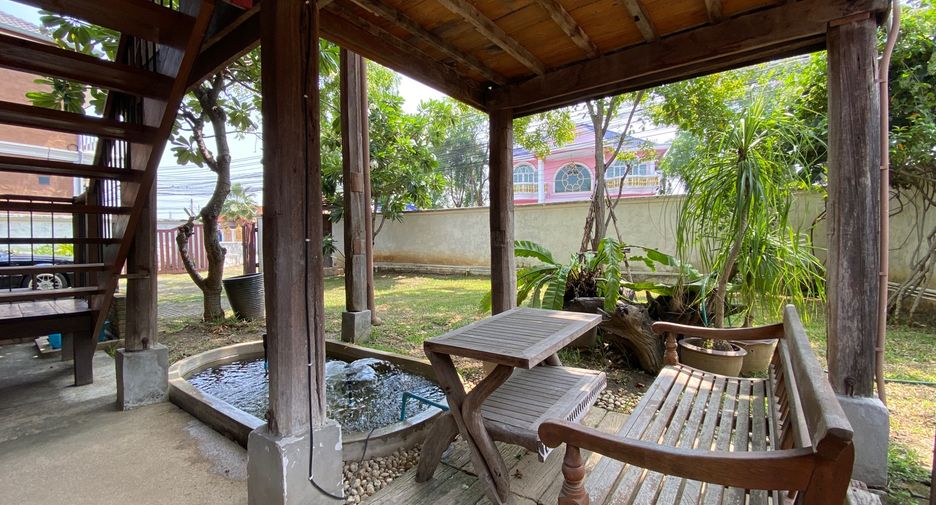 For sale 3 bedrooms house in San Kamphaeng, Chiang Mai