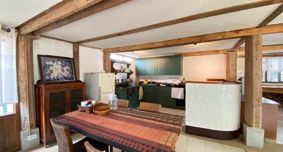 For sale 3 bedrooms house in San Kamphaeng, Chiang Mai