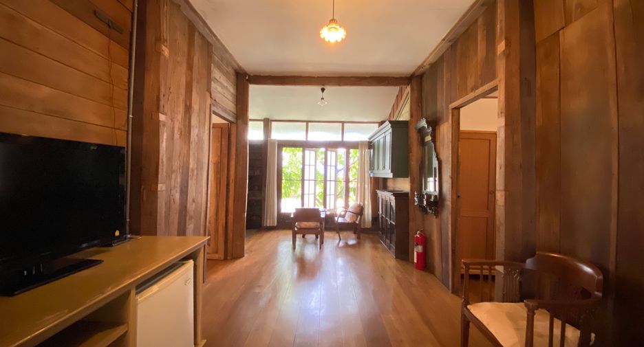 For sale 3 bedrooms house in San Kamphaeng, Chiang Mai
