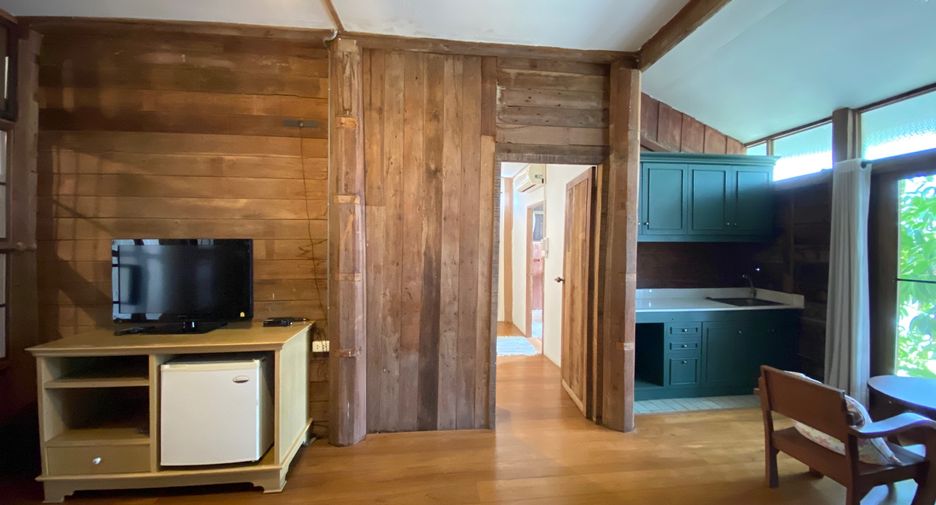 For sale 3 bedrooms house in San Kamphaeng, Chiang Mai