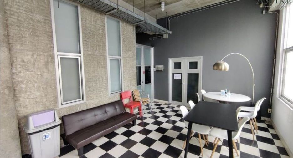 For sale 15 bed office in Watthana, Bangkok