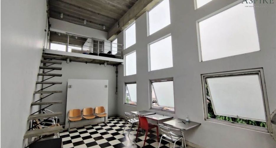 For sale 15 bed office in Watthana, Bangkok