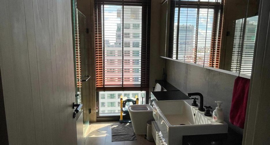 Wohnung zur Miete und zum Kauf mit 2 Zimmer in Watthana, Bangkok