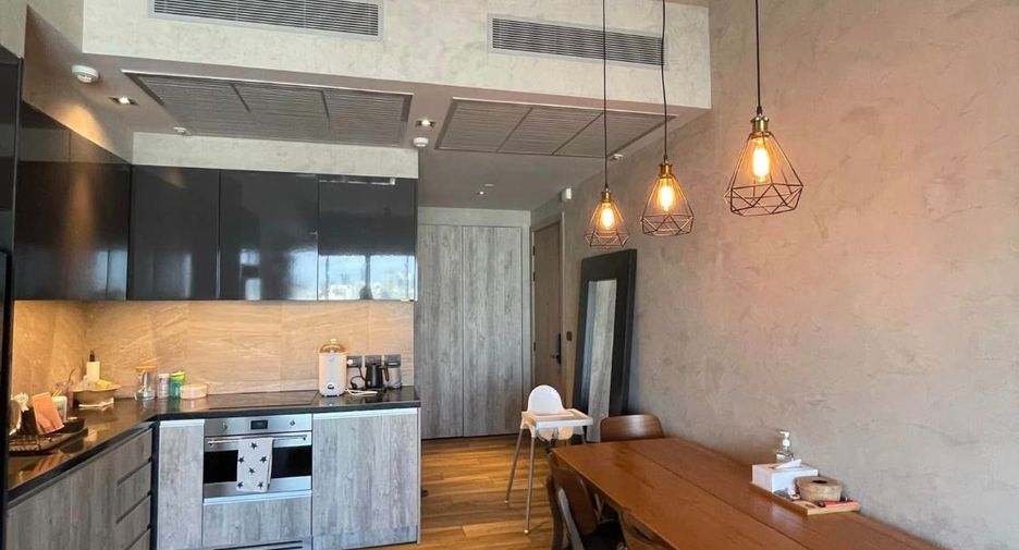 Wohnung zur Miete und zum Kauf mit 2 Zimmer in Watthana, Bangkok