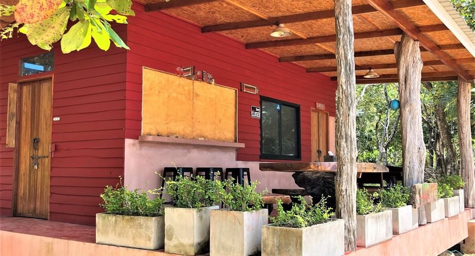 For sale 5 bedrooms hotel in Nuea Khlong, Krabi