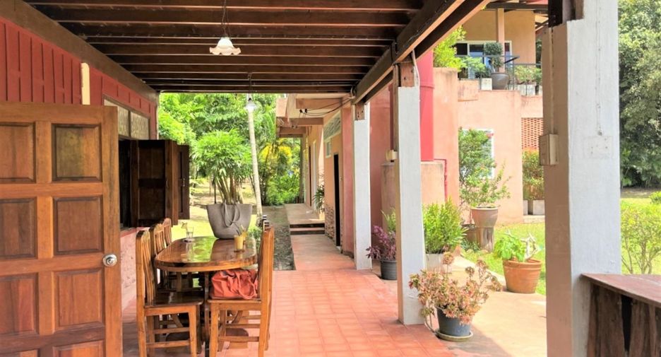 For sale 5 bedrooms hotel in Nuea Khlong, Krabi