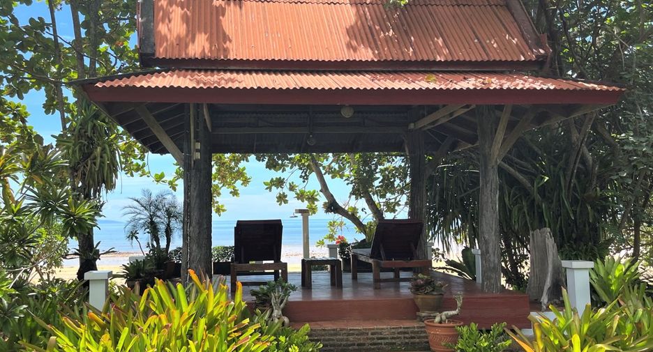 For sale 5 bedrooms hotel in Nuea Khlong, Krabi