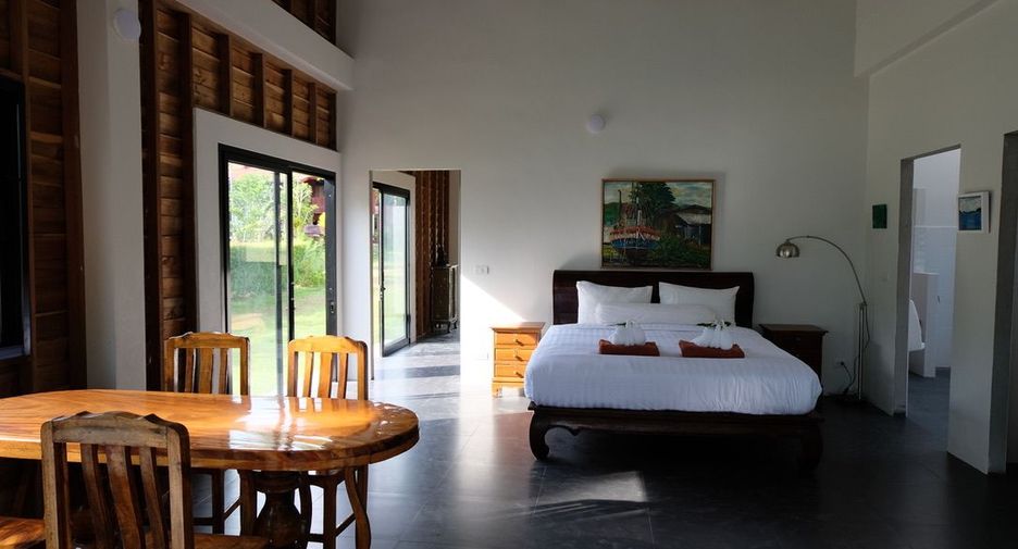 For sale 5 bedrooms hotel in Nuea Khlong, Krabi