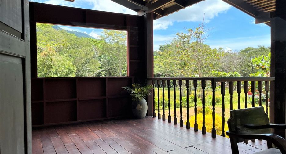 For sale 5 bedrooms hotel in Nuea Khlong, Krabi
