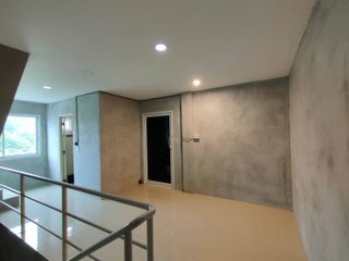 For rent そして for sale 5 Beds retail Space in Si Racha, Chonburi
