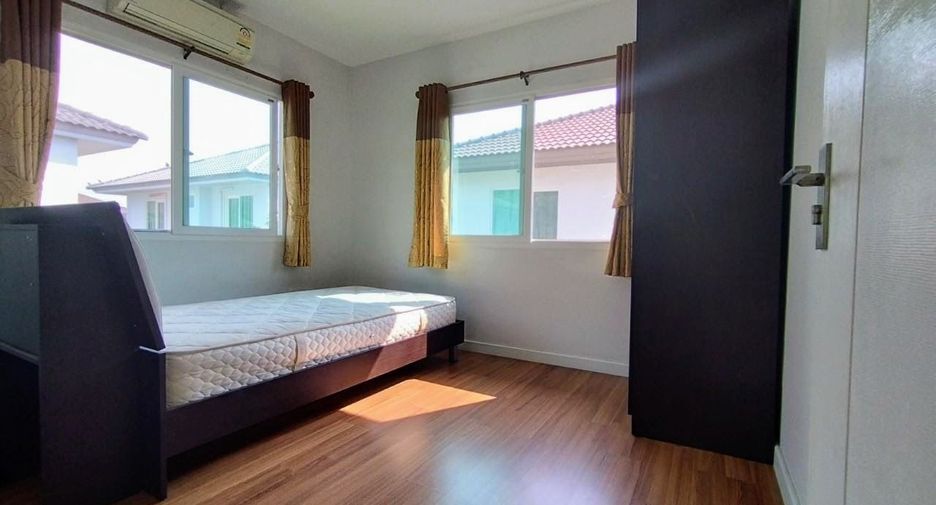 Casa en alquiler de 3 habitaciones en Bang Bo, Samut Prakan