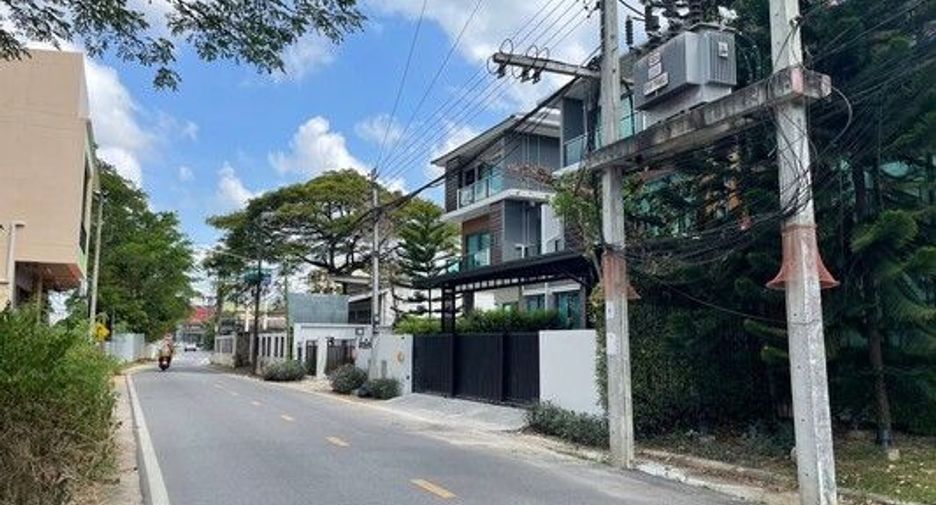 For sale 4 Beds house in Hat Yai, Songkhla