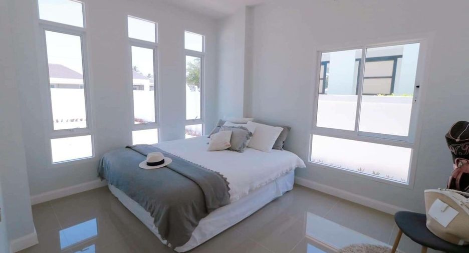 For sale 2 bedrooms villa in Cha Am, Phetchaburi
