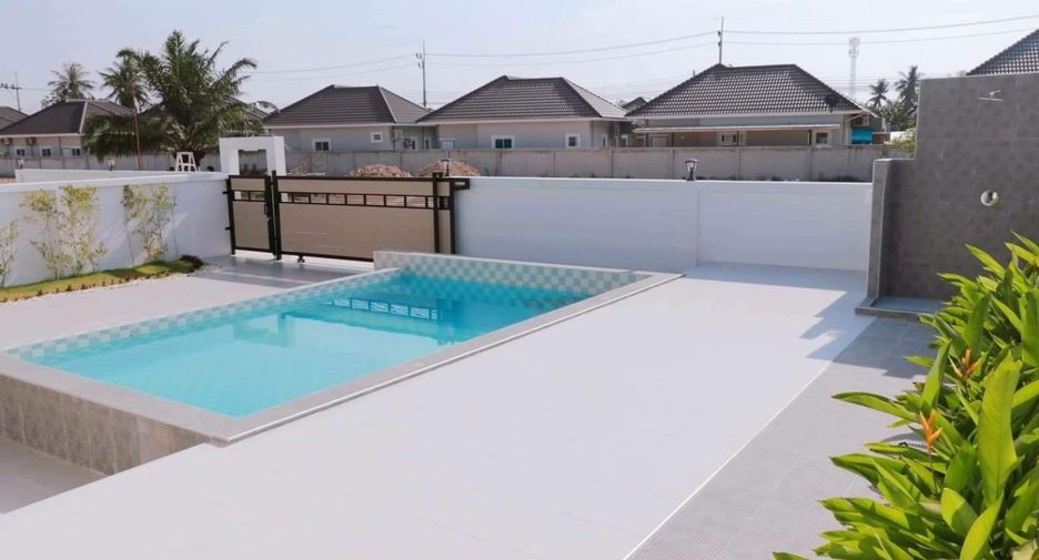 For sale 2 bedrooms villa in Cha Am, Phetchaburi