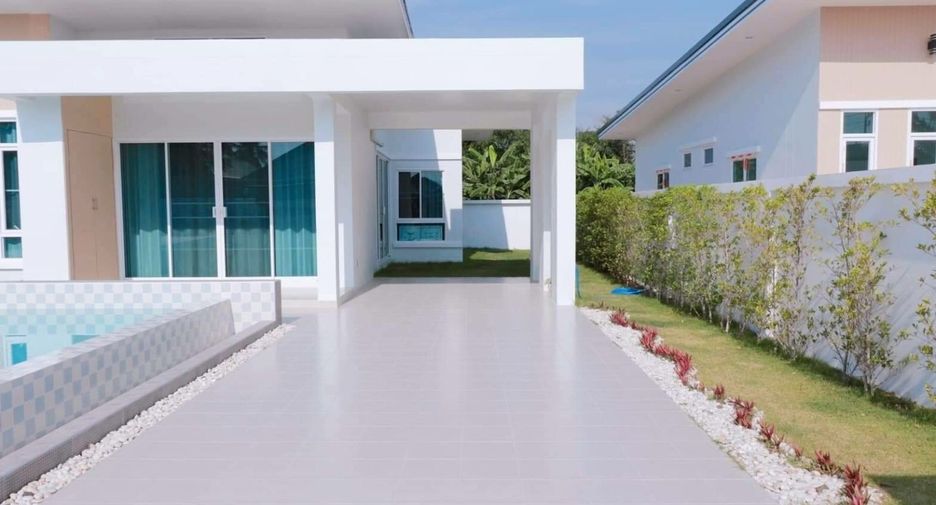For sale 2 bedrooms villa in Cha Am, Phetchaburi