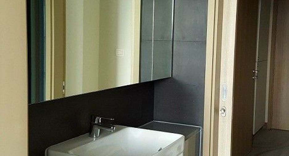 Продажа 2 спальни кондо в Патхум Щан, Бангкок