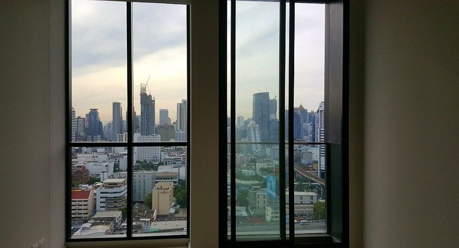 Продажа 2 спальни кондо в Патхум Щан, Бангкок