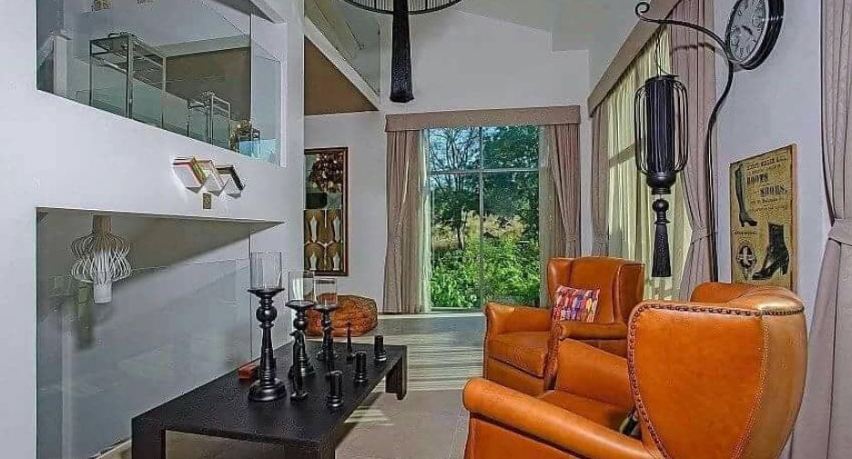 For rent 4 bedrooms villa in Mueang Phuket, Phuket
