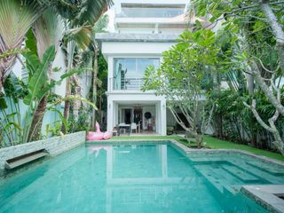 For rent 4 bedrooms villa in Mueang Phuket, Phuket