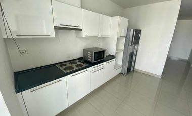 For rent そして for sale 3 ベッドルーム condo in Watthana, Bangkok
