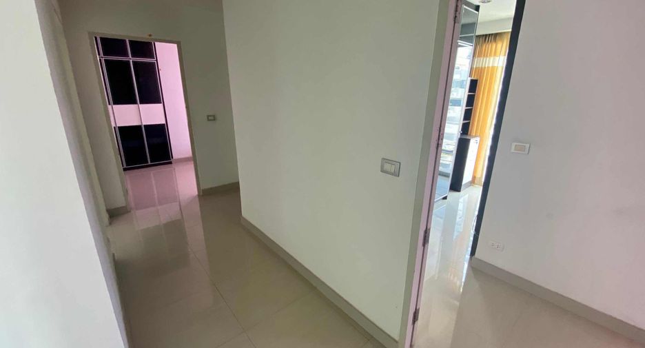 Wohnung zur Miete und zum Kauf mit 3 Zimmer in Watthana, Bangkok
