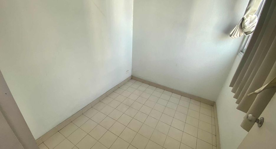 Wohnung zur Miete und zum Kauf mit 3 Zimmer in Watthana, Bangkok