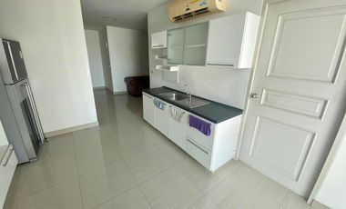 For rent そして for sale 3 ベッドルーム condo in Watthana, Bangkok