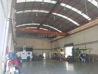 For sale 6 bed warehouse in Phra Samut Chedi, Samut Prakan