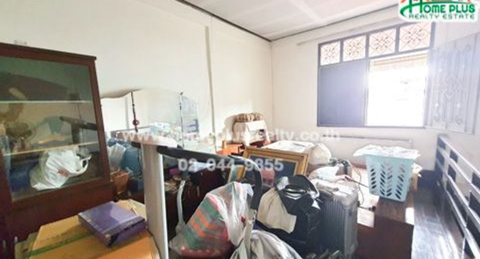 Gewerbefläche zum Kauf mit 3 Zimmer in Sathon, Bangkok