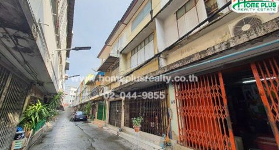 Gewerbefläche zum Kauf mit 3 Zimmer in Sathon, Bangkok