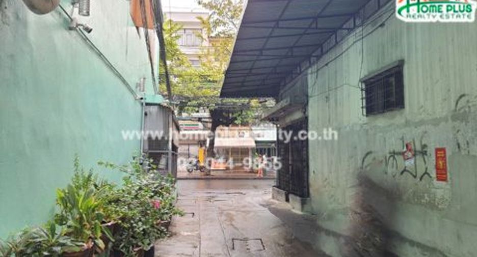 Gewerbefläche zum Kauf mit 3 Zimmer in Sathon, Bangkok