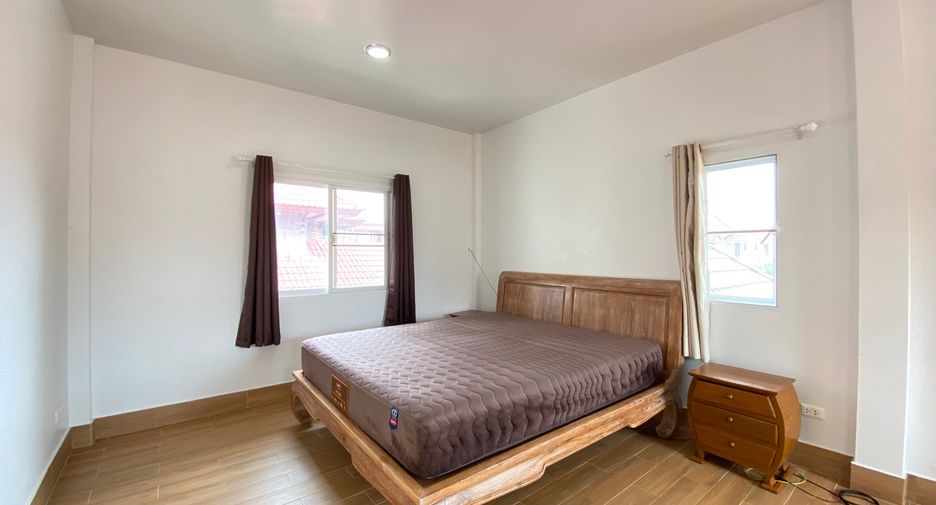 For rent 3 bedrooms house in San Sai, Chiang Mai