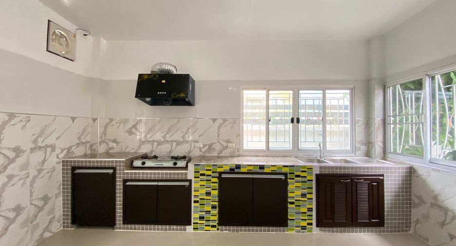 For rent 3 bedrooms house in San Sai, Chiang Mai