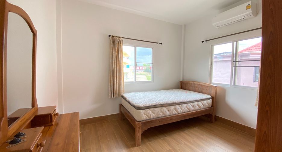 For rent 3 bedrooms house in San Sai, Chiang Mai