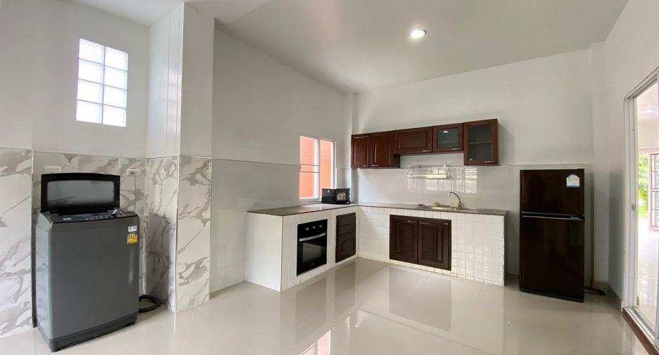 For rent 3 bedrooms house in San Sai, Chiang Mai