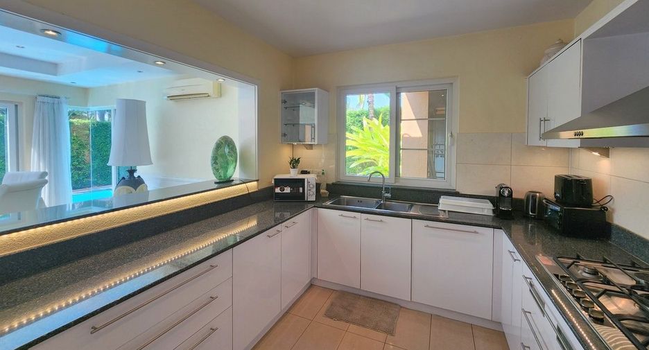 Casa en venta de 2 habitaciones en Bang Lamung, Chonburi