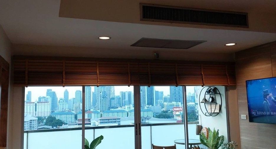 À vendre 3 chambres condo à Yan Nawa, Bangkok