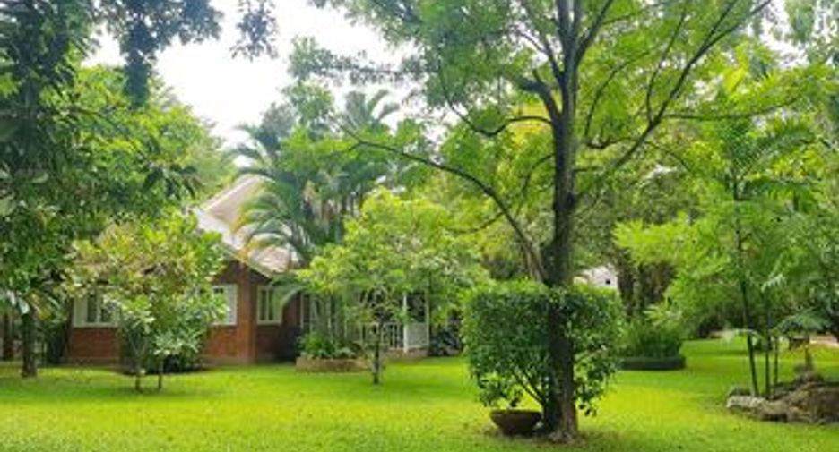 For sale 6 Beds house in Mueang Lamphun, Lamphun
