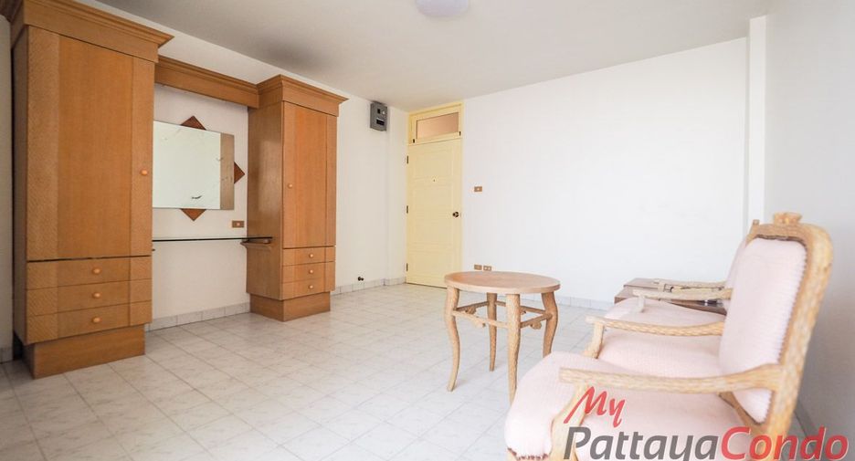 For sale studio condo in Bang Lamung, Chonburi