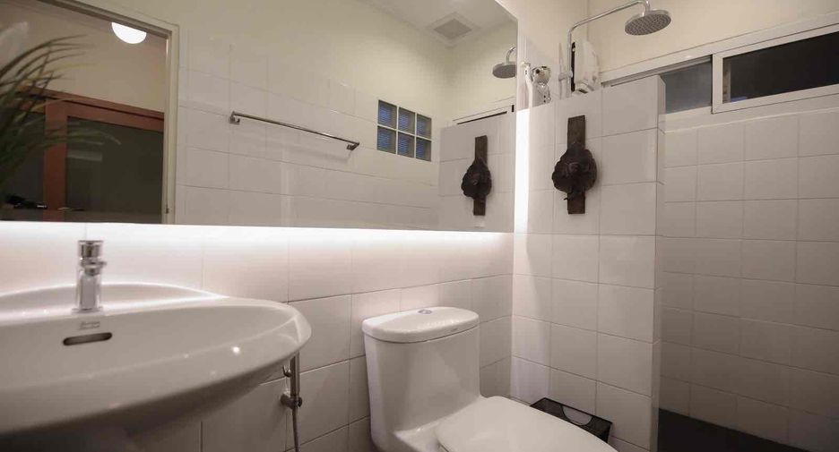 For rent 2 bedrooms house in Saphan Sung, Bangkok