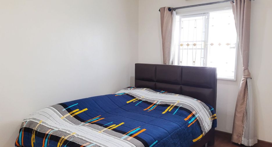 For sale 3 bed townhouse in Pak Kret, Nonthaburi