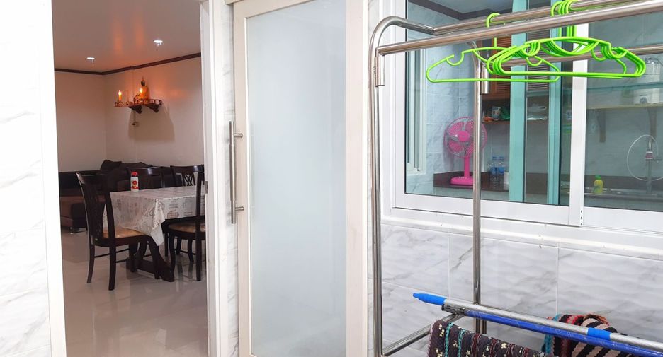 For sale 3 bed townhouse in Pak Kret, Nonthaburi