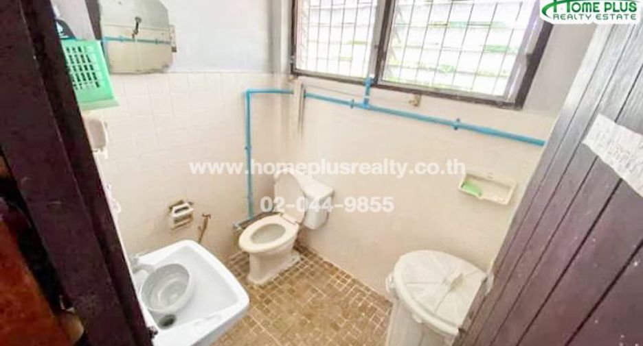 For sale 8 ベッドルーム house in Bueng Kum, Bangkok