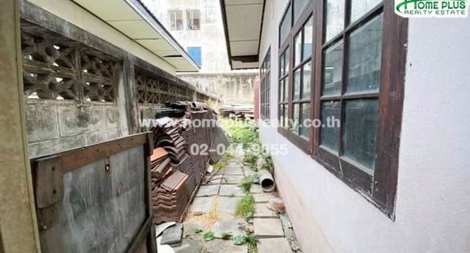 For sale 8 ベッドルーム house in Bueng Kum, Bangkok