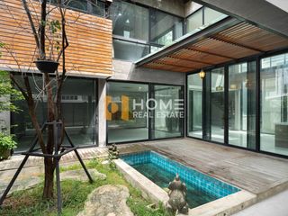 For sale 4 bedrooms house in Phaya Thai, Bangkok